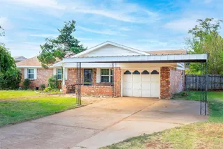 Sold home at 626 E Benton Avenue