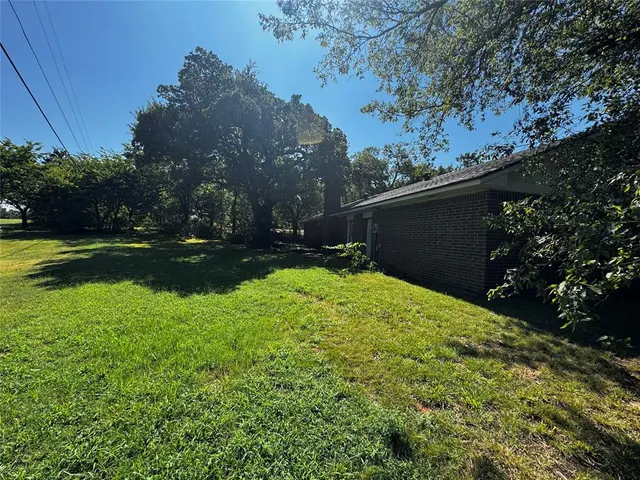 Photo 3 — 1900 Twisted Oak Street, Newcastle, OK 73065