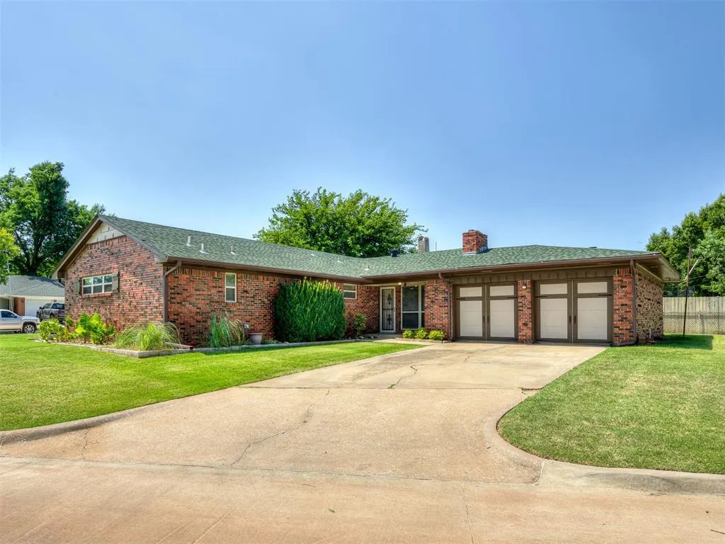 Photo 3 — 3101 NW 70th Street, Oklahoma City, OK 73116