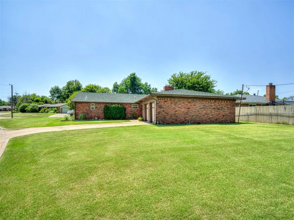Photo 5 — 3101 NW 70th Street, Oklahoma City, OK 73116