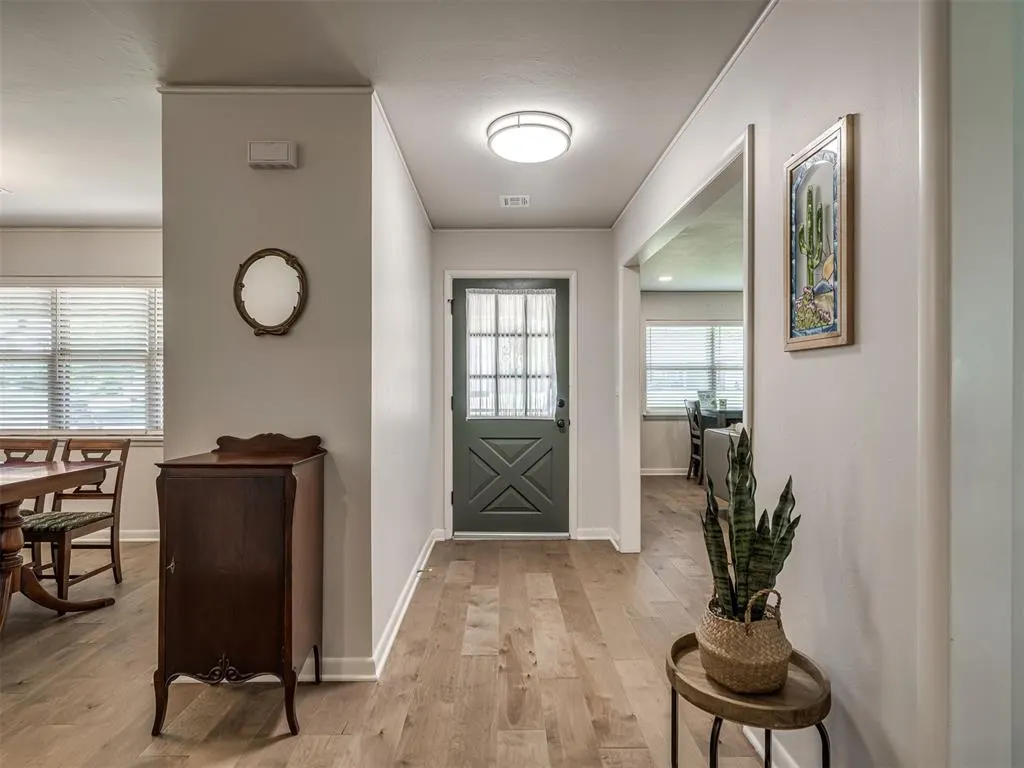 Photo 6 — 3101 NW 70th Street, Oklahoma City, OK 73116