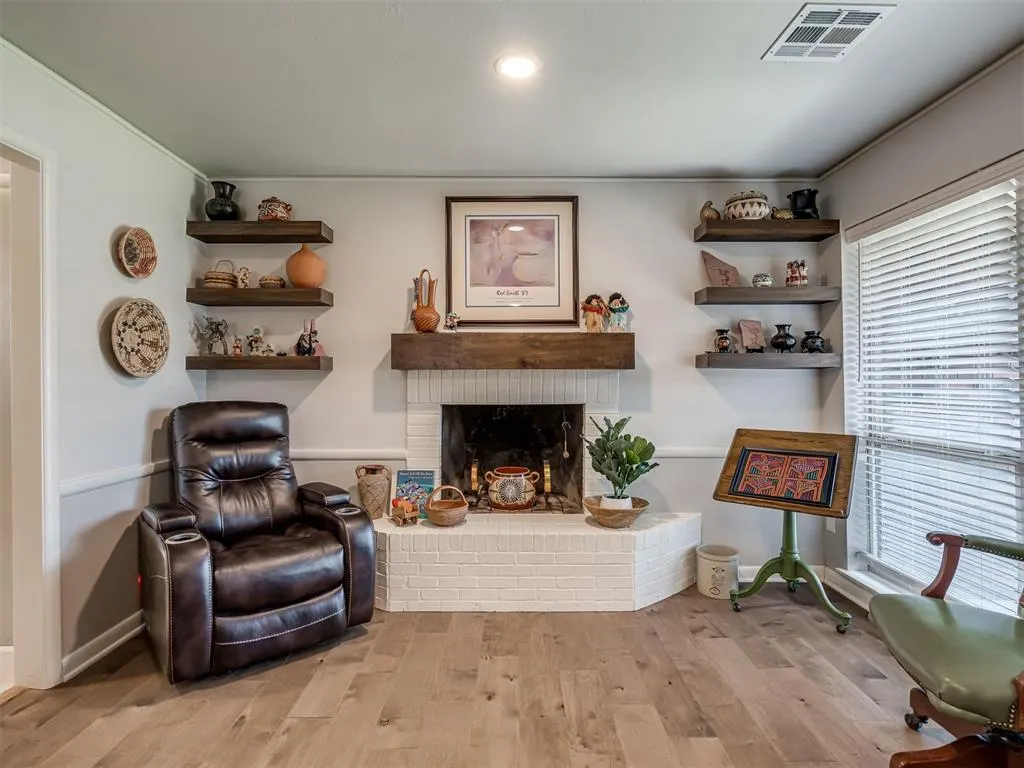 Photo 14 — 3101 NW 70th Street, Oklahoma City, OK 73116
