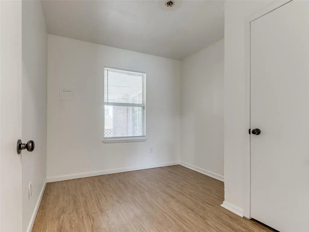Photo 8 — 2210 SW 52nd Street, Oklahoma City, OK 73119