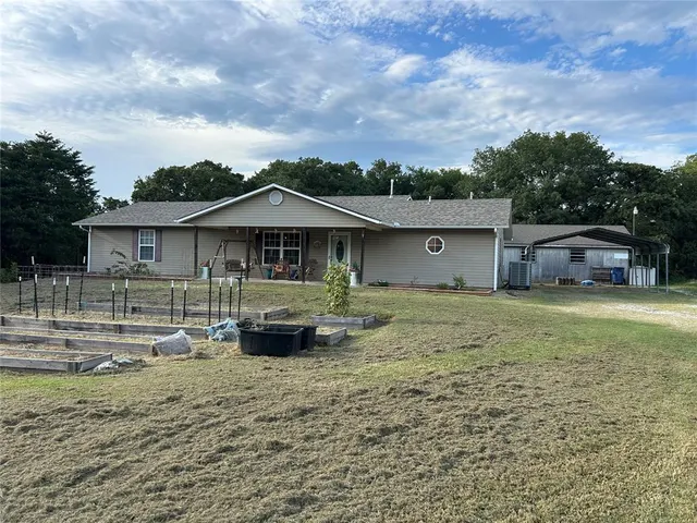 Front exterior — 362052 62 Highway, Paden, OK 74860