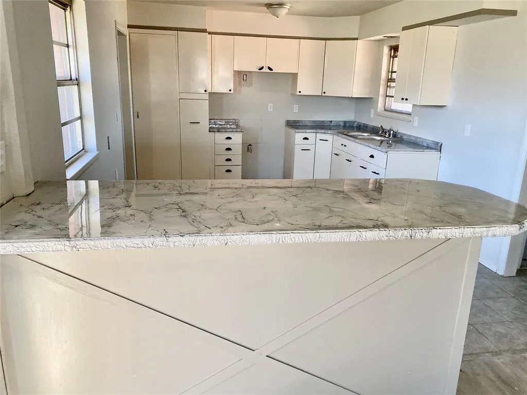 Photo 4 — 412 Cherokee Trail B, Burns Flat, OK 73624