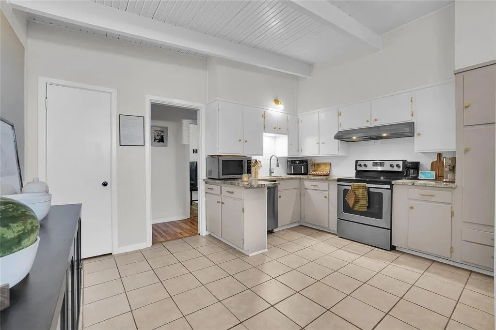 Photo 15 — 1919 Sumner Drive, Altus, OK 73521