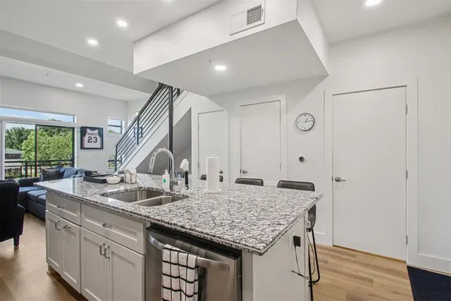 Photo 2 — 401 E Boyd Street 315, Norman, OK 73069