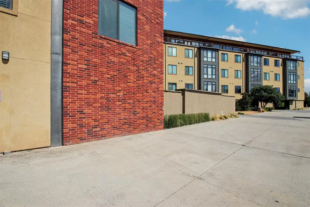 Photo 21 — 401 E Boyd Street 315, Norman, OK 73069