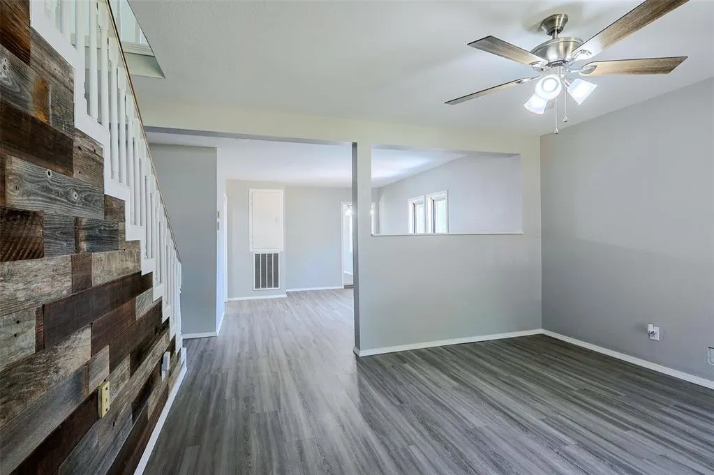 Photo 6 — 201 S Turner Street, Washington, OK 73093
