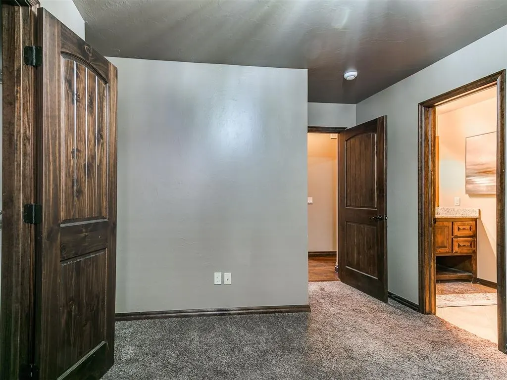 Photo 7 — 3909 Wayfield Avenue, Oklahoma City, OK 73179