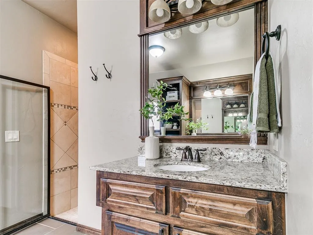 Photo 36 — 3909 Wayfield Avenue, Oklahoma City, OK 73179