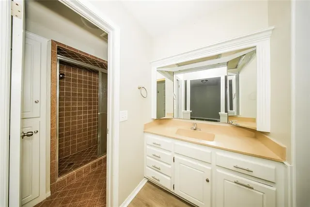 Photo 8 — 9725 Pheasant Lane, Oklahoma City, OK 73162