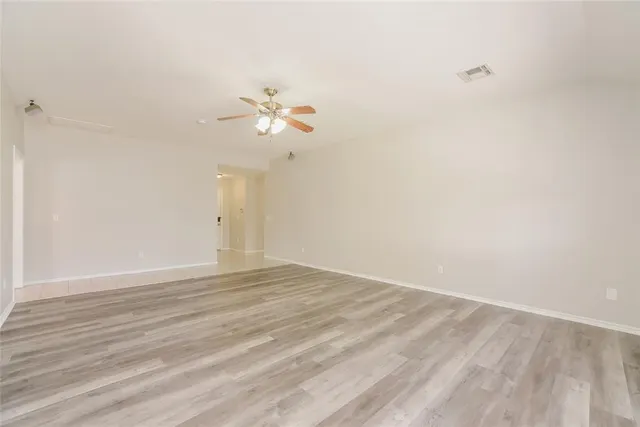 Photo 3 — 430 NE 23rd Terrace, Newcastle, OK 73065