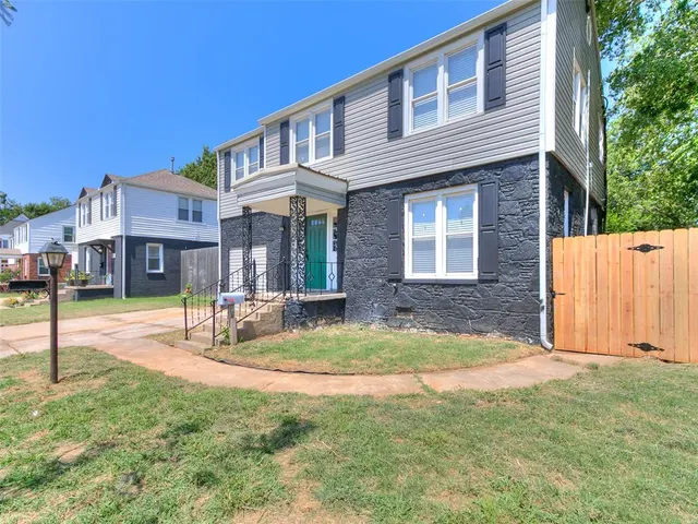 Photo 3 — 2813 NW 43rd Street, Oklahoma City, OK 73112