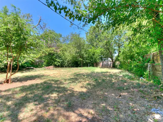 Photo 8 — 2813 NW 43rd Street, Oklahoma City, OK 73112