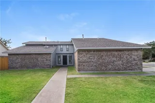 Sold home at 7934 NW 101st Street