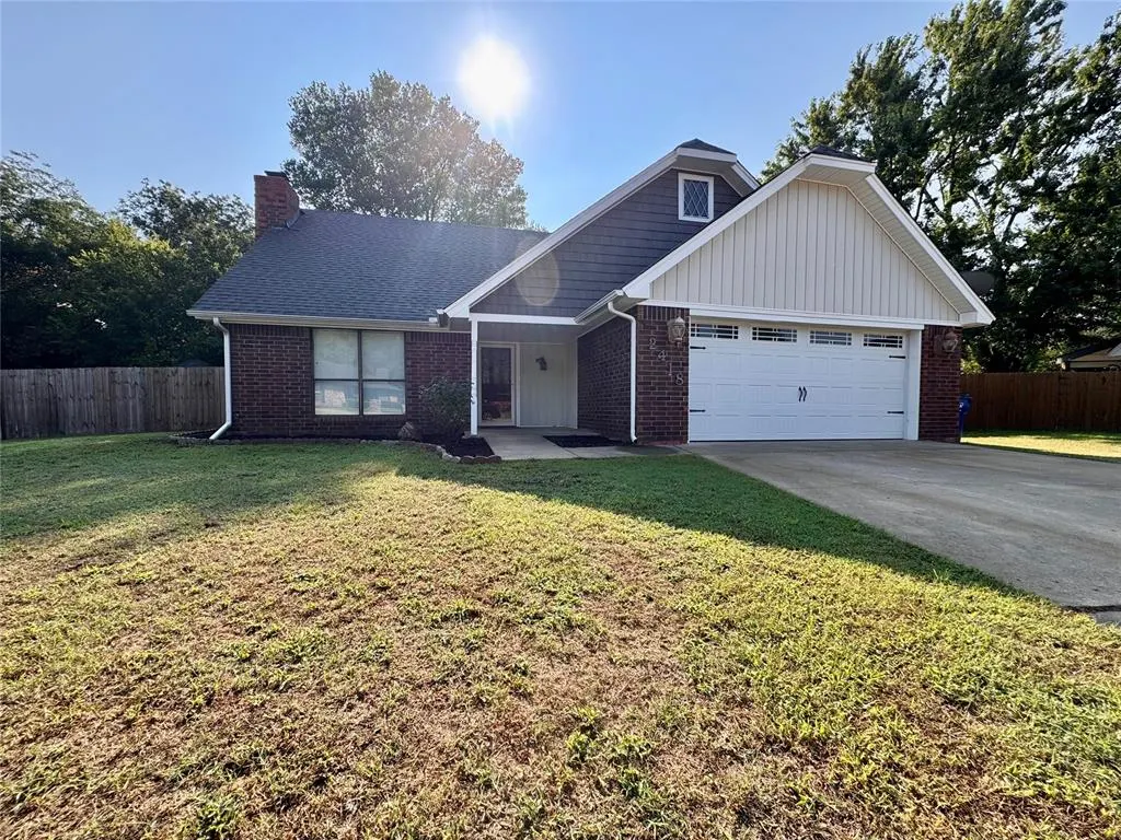 Photo 2 — 2418 Whispering Oak Drive, Seminole, OK 74868