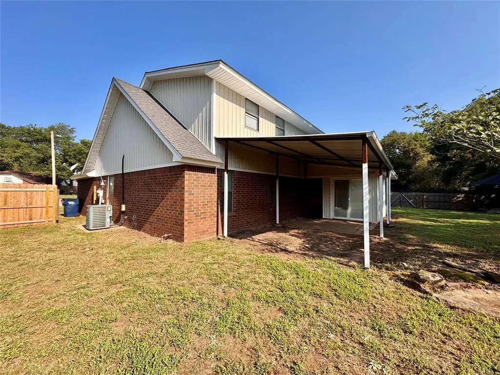 Photo 35 — 2418 Whispering Oak Drive, Seminole, OK 74868