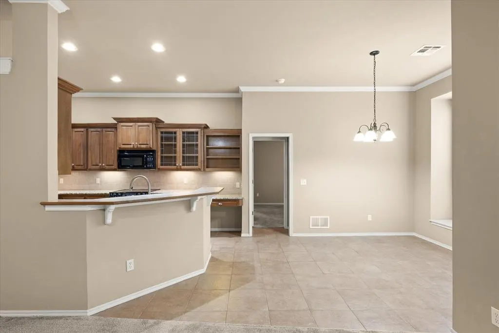 Photo 10 — 7413 Chelsey Lane, Oklahoma City, OK 73132