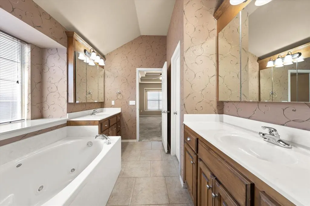 Photo 23 — 7413 Chelsey Lane, Oklahoma City, OK 73132