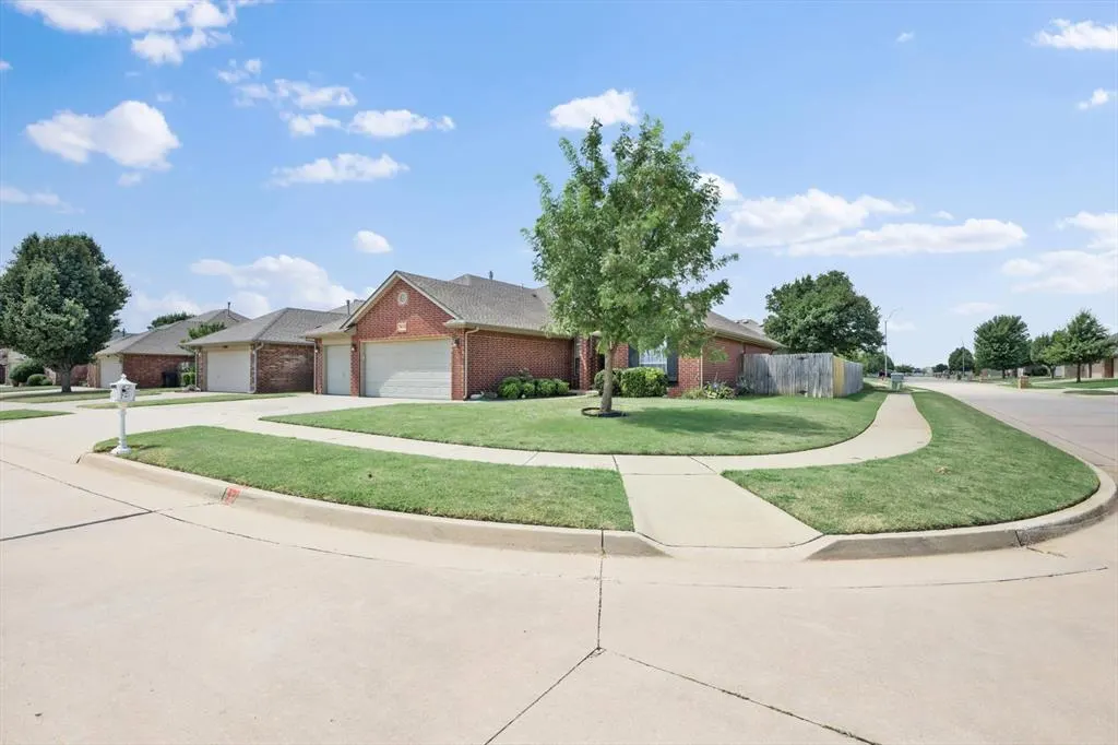 Photo 38 — 7413 Chelsey Lane, Oklahoma City, OK 73132