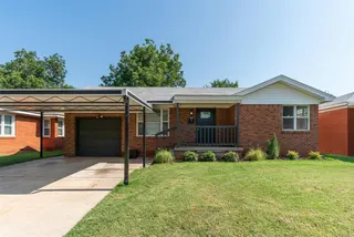 Sold home at 4329 NW 18th Street