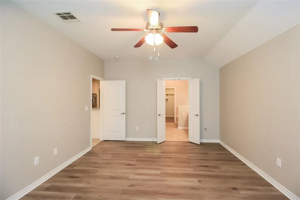 Photo 8 — 11704 Gwendolyn Lane, Oklahoma City, OK 73131