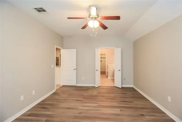 Photo 8 — 11704 Gwendolyn Lane, Oklahoma City, OK 73131