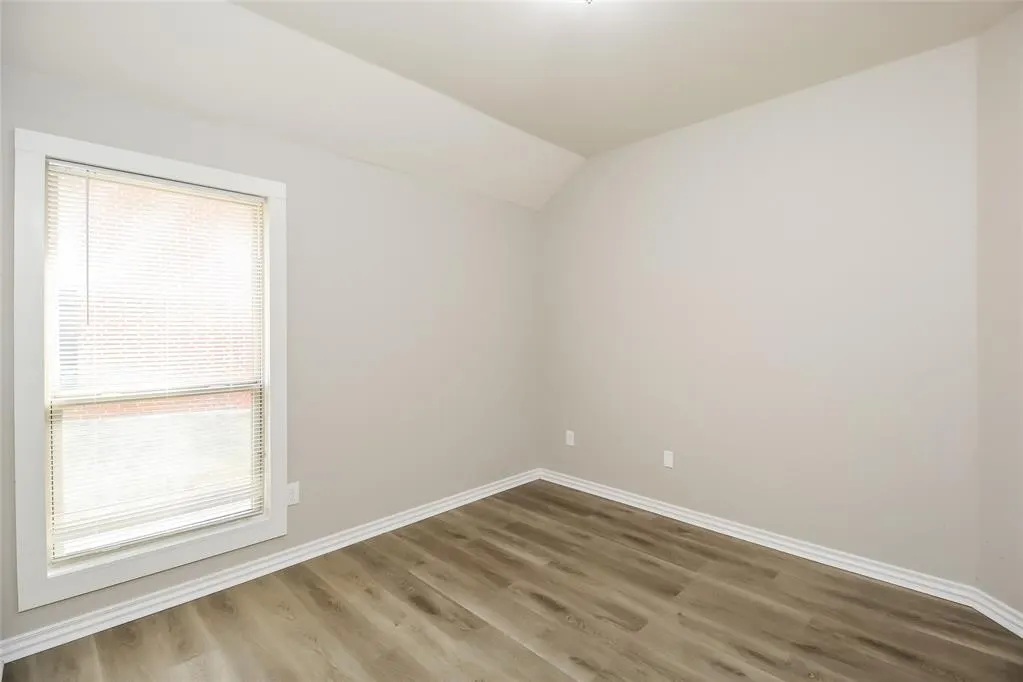 Photo 13 — 11704 Gwendolyn Lane, Oklahoma City, OK 73131