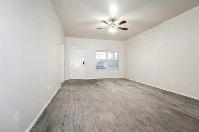 Photo 2 — 1317 Granite Lane, Noble, OK 73068