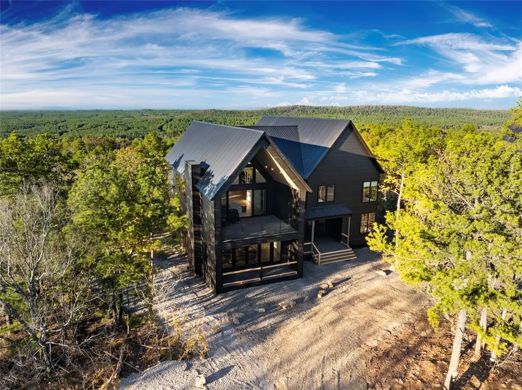 Photo 2 — 24 Cedar Summit Trail, Broken Bow, OK 74728