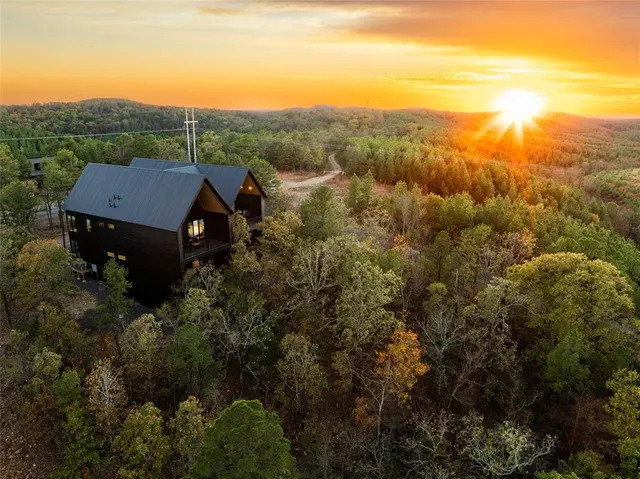 Photo 5 — 24 Cedar Summit Trail, Broken Bow, OK 74728