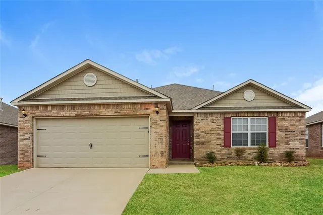 Front exterior — 4405 Windgate West Road, Oklahoma City, OK 73179