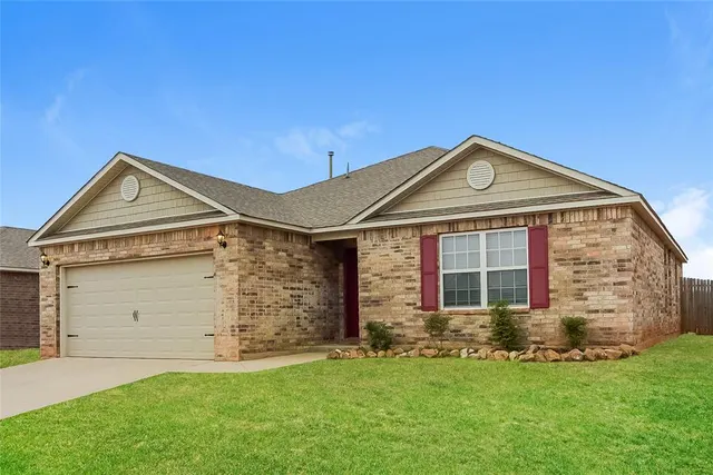 Photo 2 — 4405 Windgate West Road, Oklahoma City, OK 73179