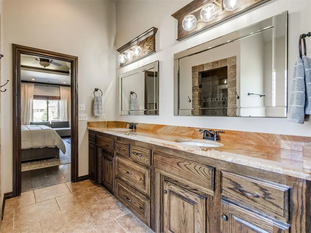 Photo 17 — 10713 Granada Drive, Oklahoma City, OK 73173