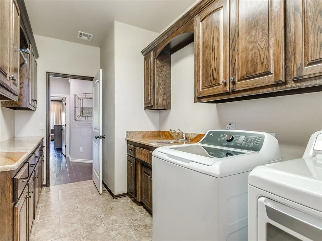 Photo 38 — 10713 Granada Drive, Oklahoma City, OK 73173