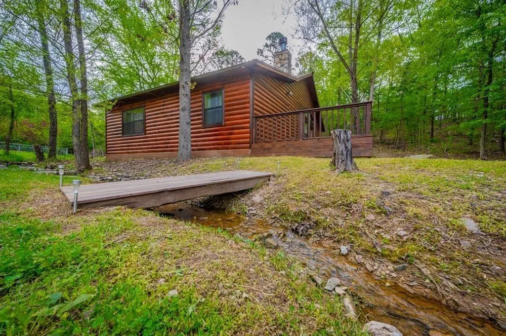 Front exterior — 40 Fish Hook Road, Broken Bow, OK 74728