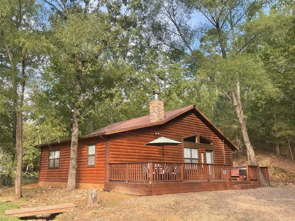 Photo 5 — 40 Fish Hook Road, Broken Bow, OK 74728