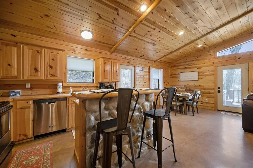 Photo 12 — 40 Fish Hook Road, Broken Bow, OK 74728