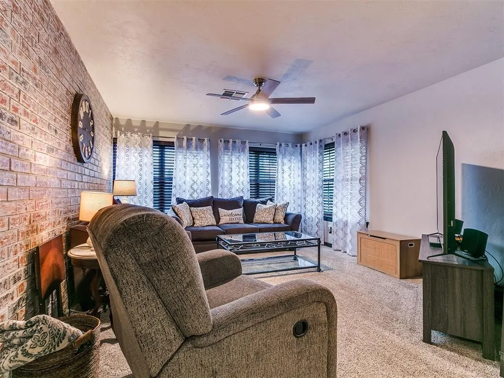 Photo 19 — 912 W Overstreet Avenue, Kingfisher, OK 73750
