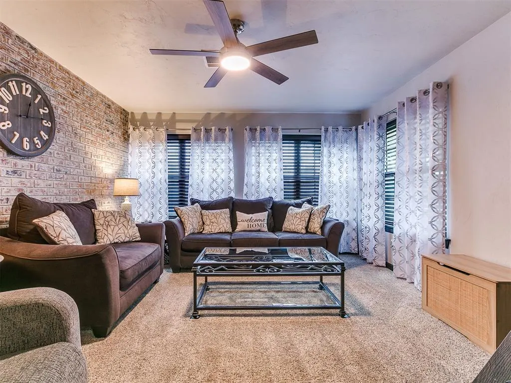 Photo 20 — 912 W Overstreet Avenue, Kingfisher, OK 73750