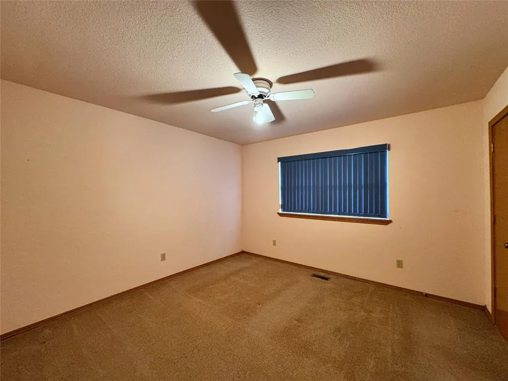 Photo 30 — 2305 Lakewood Drive, Chickasha, OK 73018