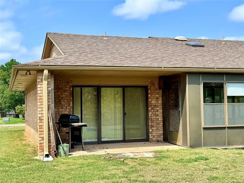 Photo 47 — 2305 Lakewood Drive, Chickasha, OK 73018