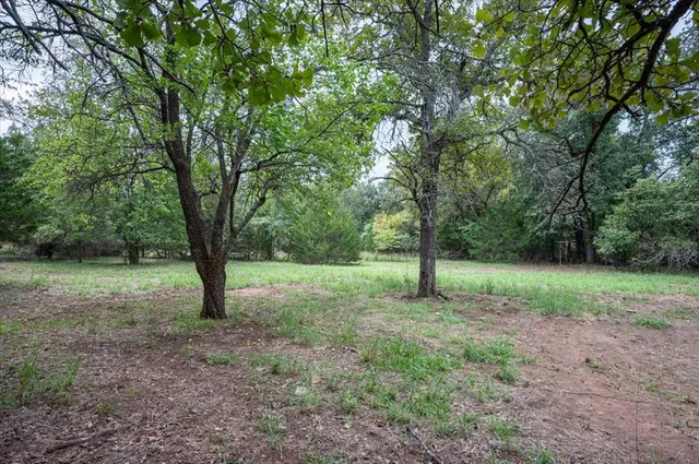 Photo 2 — 3814 Indian Point Circle, Norman, OK 73026