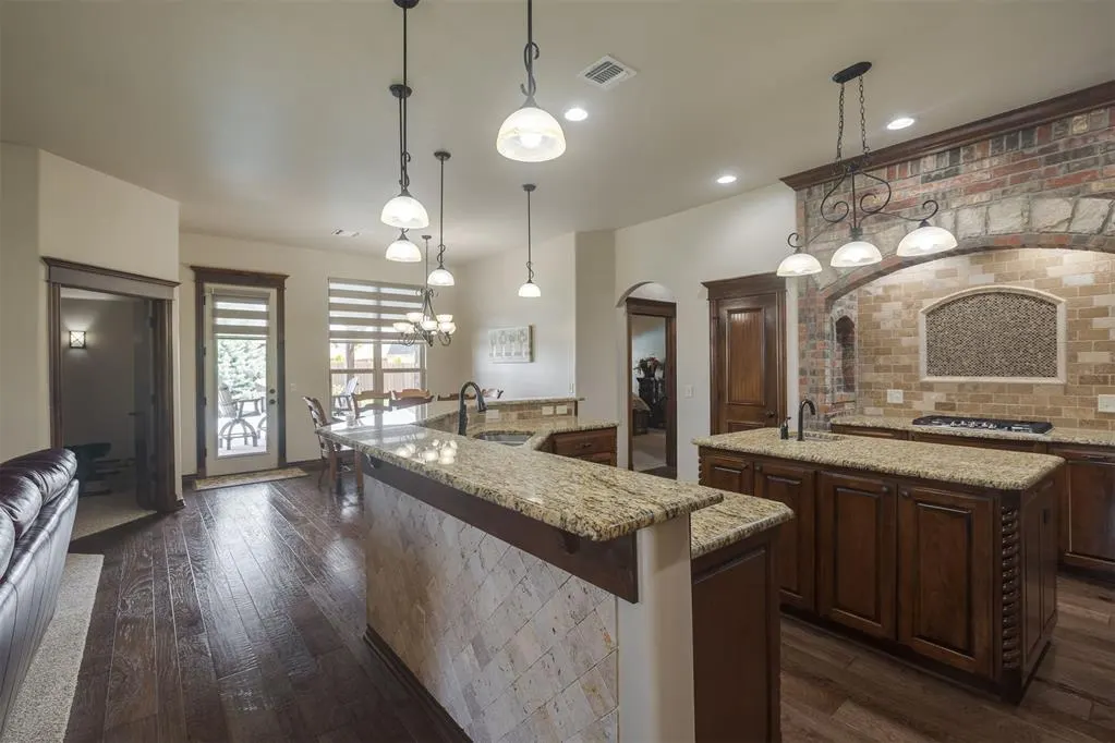 Photo 8 — 14916 Stone Manor Drive, Oklahoma City, OK 73142