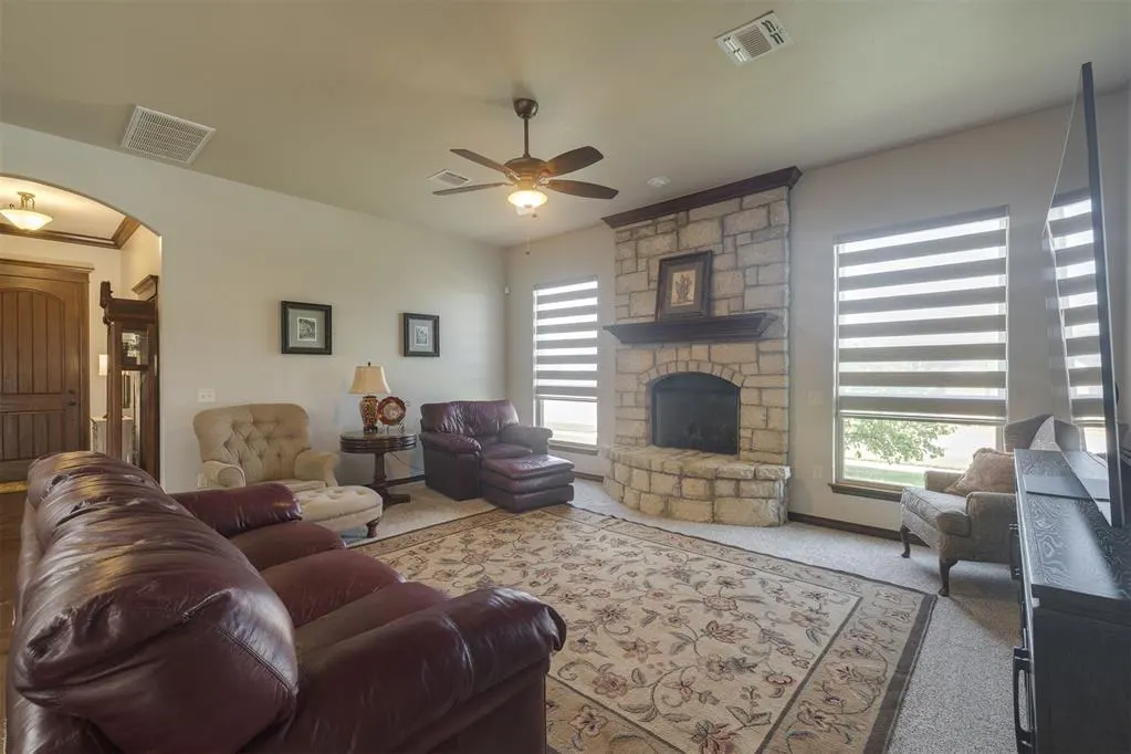 Photo 15 — 14916 Stone Manor Drive, Oklahoma City, OK 73142