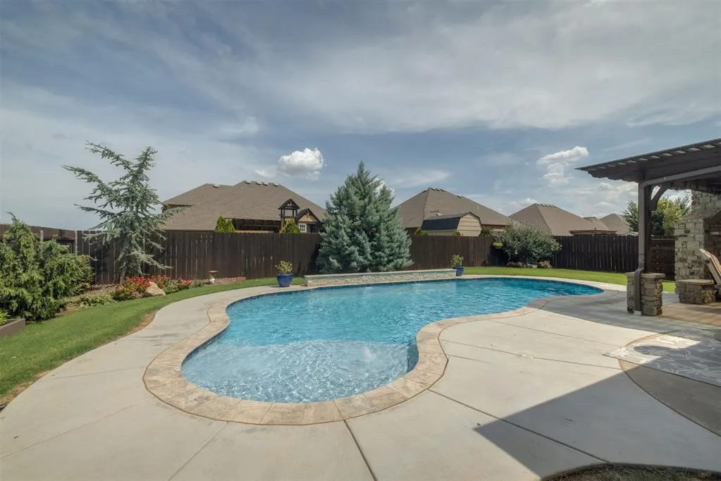 Photo 35 — 14916 Stone Manor Drive, Oklahoma City, OK 73142