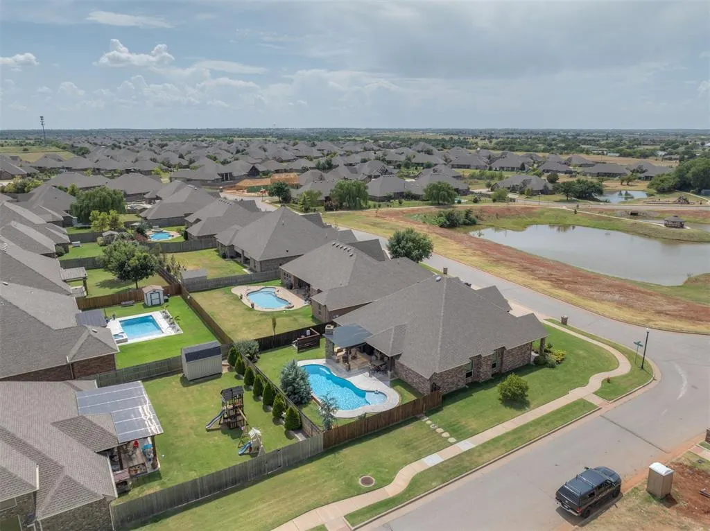 Photo 46 — 14916 Stone Manor Drive, Oklahoma City, OK 73142