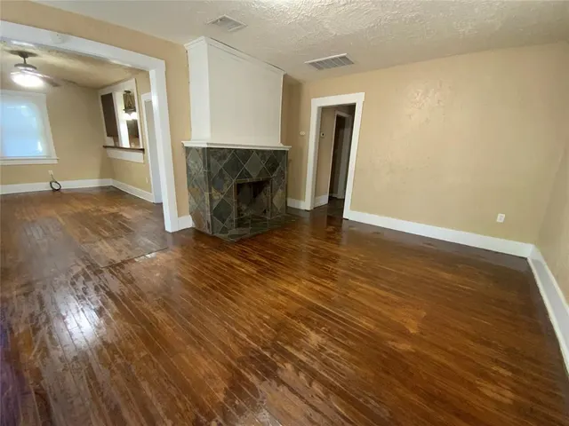 Photo 5 — 114 SE 37th Street, Oklahoma City, OK 73129