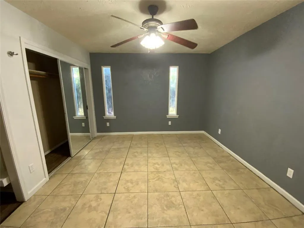 Photo 8 — 114 SE 37th Street, Oklahoma City, OK 73129